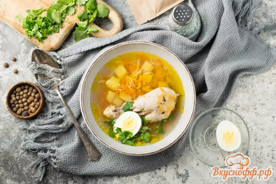 Куриный суп с вермишелью и картошкой - Готовое блюдо