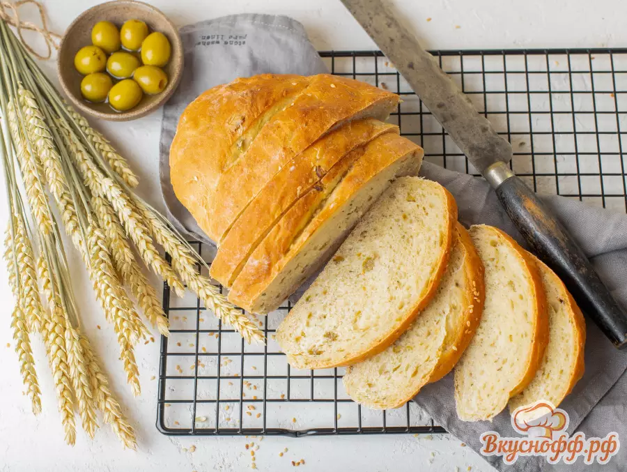 Хлеб с оливками и кунжутом - Готовое блюдо