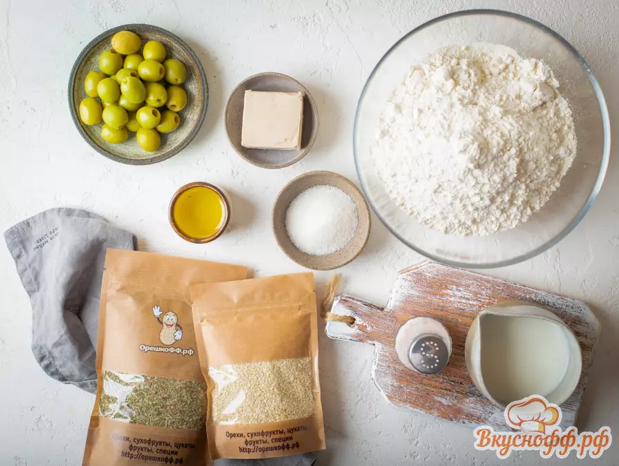 Хлеб с оливками и кунжутом - Ингредиенты и состав рецепта