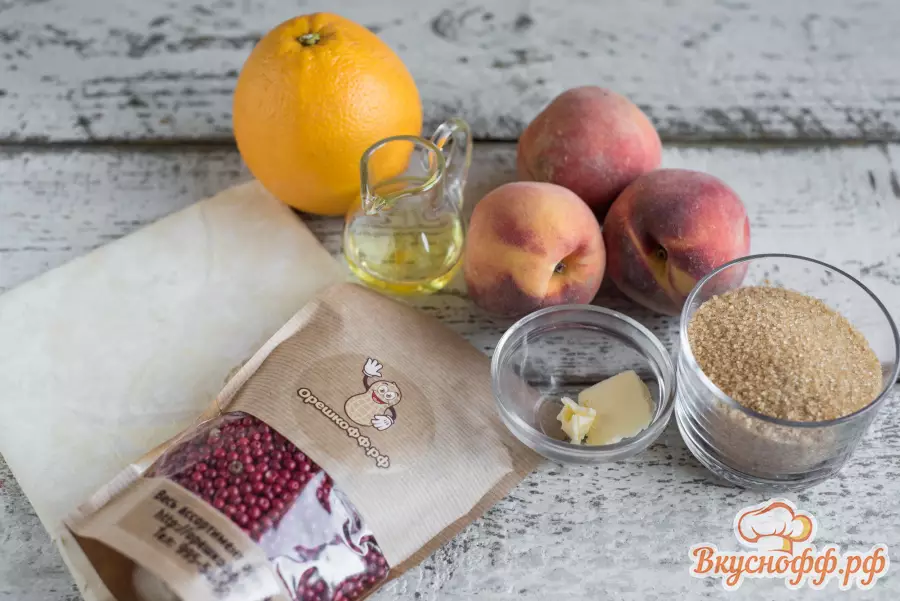 Слоёный пирог с апельсинами, персиками и розовым перцем - Ингредиенты и состав рецепта