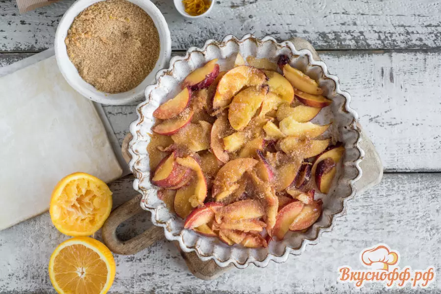 Слоёный пирог с апельсинами, персиками и розовым перцем - Шаг 2