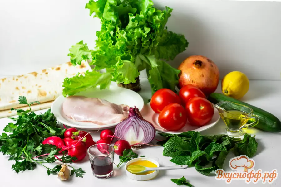 Салат с курицей, овощами и лавашом - Ингредиенты и состав рецепта