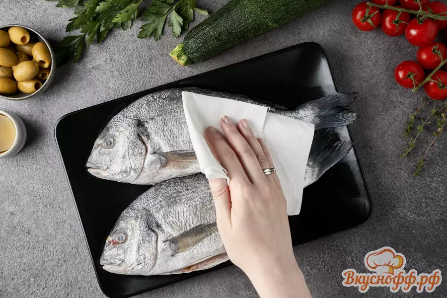 Рыба с овощами в духовке - Шаг 1