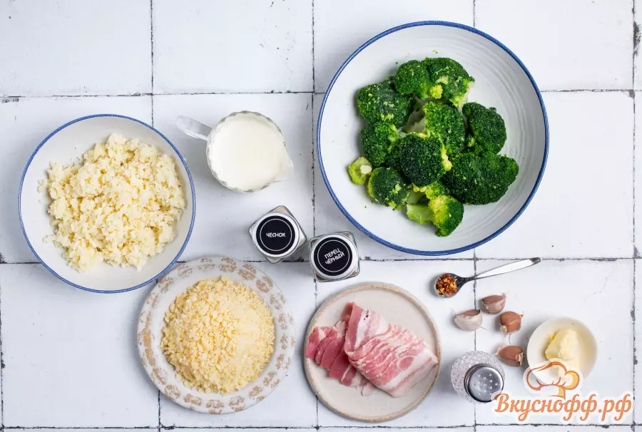 Брокколи с сыром и беконом на сковороде - Ингредиенты и состав рецепта