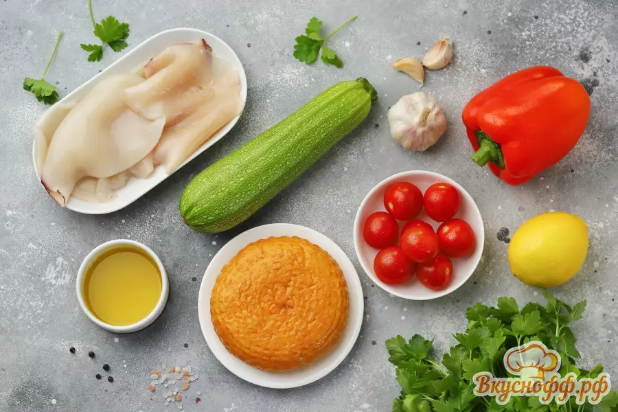 Салат с кальмарами и копчёным сыром - Ингредиенты и состав рецепта