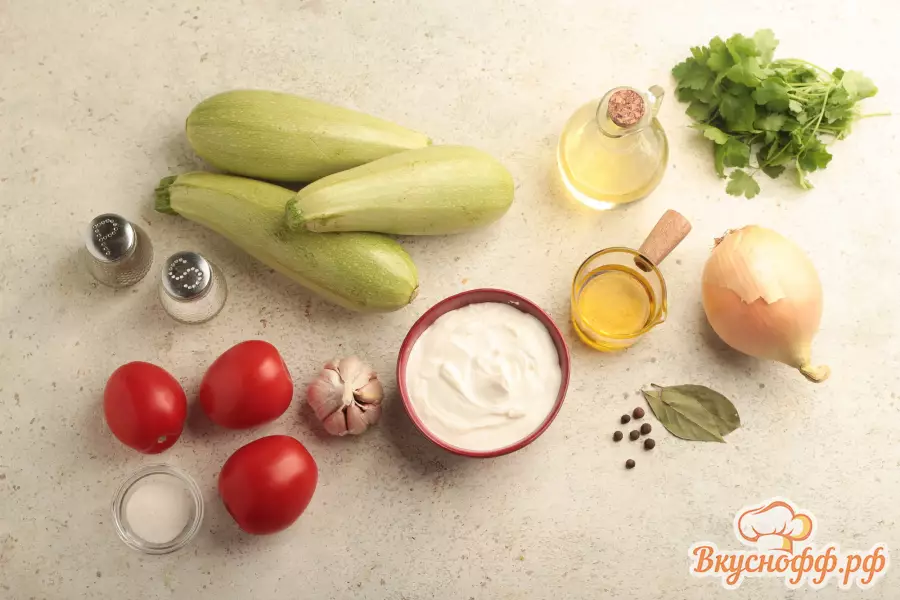 Кабачки с помидорами и чесноком - Ингредиенты и состав рецепта