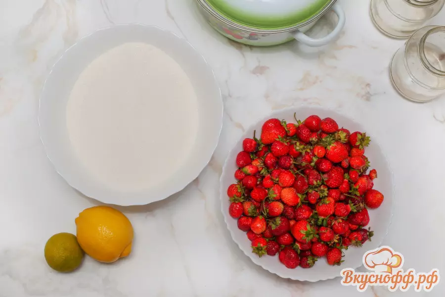 Густое варенье из клубники с целыми ягодами - Ингредиенты и состав рецепта