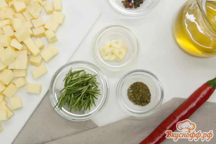 Маринованный сыр с чили - Шаг 1