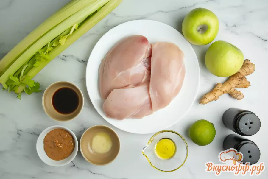 Салат с курицей и сельдереем - Ингредиенты и состав рецепта