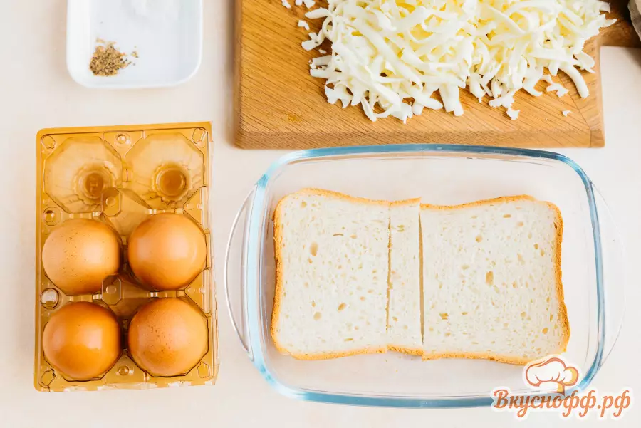 Запеканка с яйцами и сыром в духовке - Шаг 1