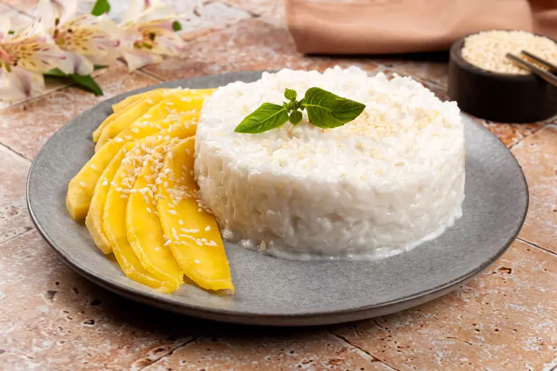 Рис по-тайски с манго