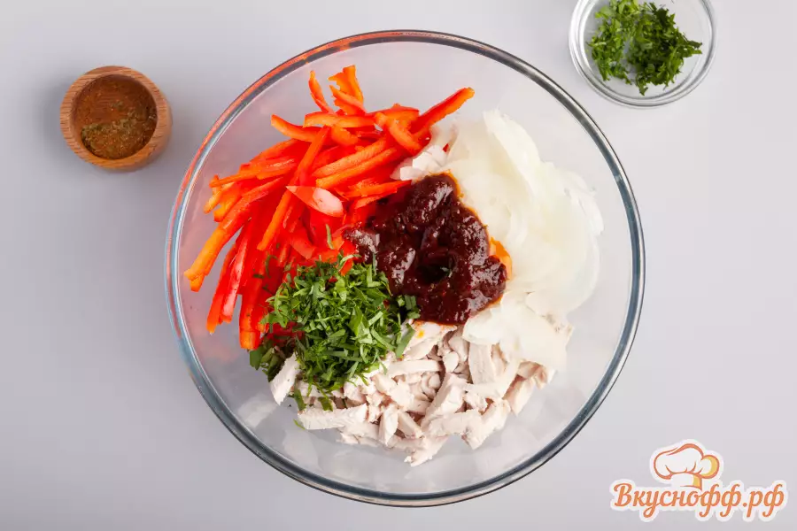 Салат с курицей и болгарским перцем - Шаг 5