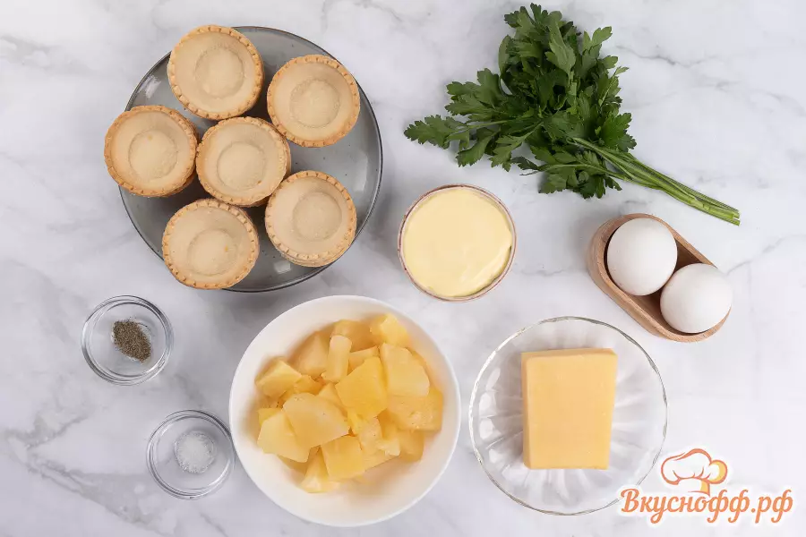 Салат с ананасами, яйцами и сыром - Ингредиенты и состав рецепта