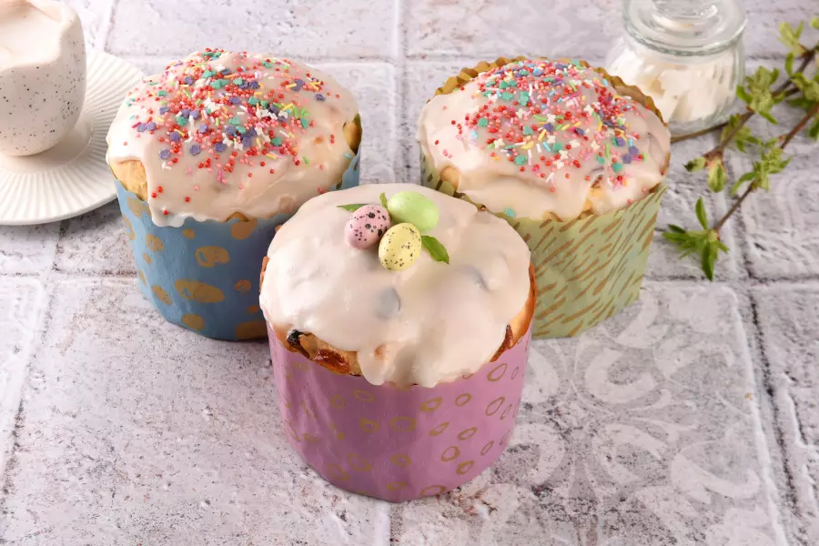 Кулич из венского теста